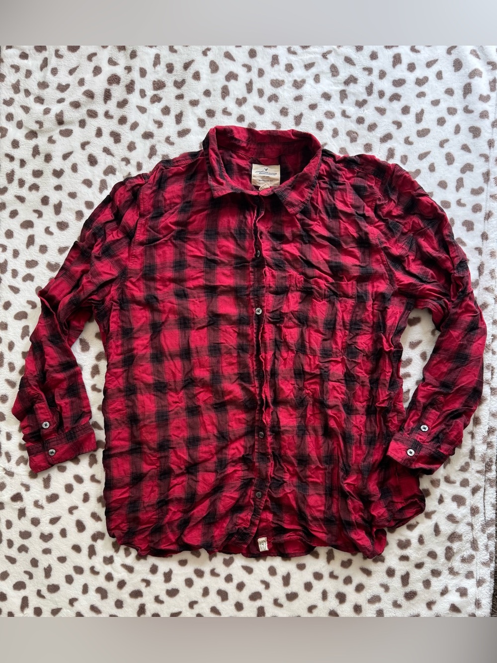 American Eagle Outfitters Red and Black Plaid Button-Down Shirt